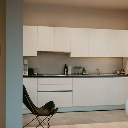 Modern Near - Easy Access, Ideal Living * Gent