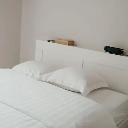 Modern Near - Easy Access, Ideal Living Apartman